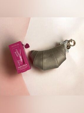 Strawberry Splash Hand Cream 1 Fl & a New Day Mini Purse Pouch